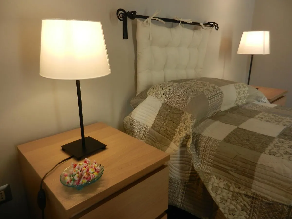 Bed & Breakfast B&B A Casa Di GioSi Aeroporto di Catania Fontana Rossa
