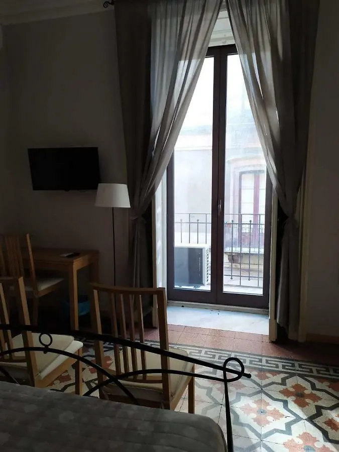 B&B A Casa Di GioSi Aeroporto di Catania Fontana Rossa Bed & Breakfast