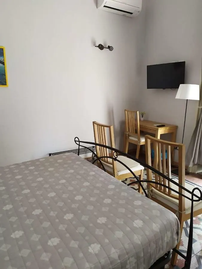 Bed & Breakfast B&B A Casa Di GioSi Aeroporto di Catania Fontana Rossa