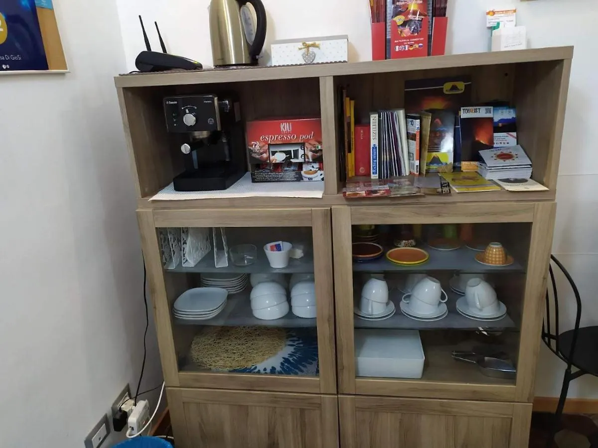 Bed & Breakfast B&B A Casa Di GioSi Aeroporto di Catania Fontana Rossa